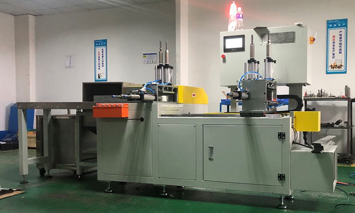 雙德譽(yù)全自動鋸切機(jī) SDY-Q350 雙德譽(yù)全自動鋸切機(jī) SDY-Q350