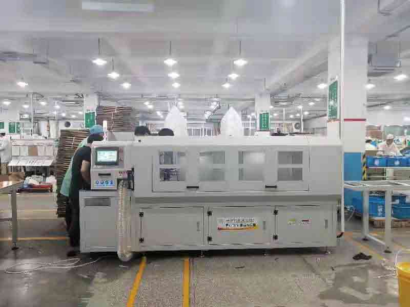 鋁材切割機(jī)售后現(xiàn)場 鋁材切割機(jī)售后現(xiàn)場