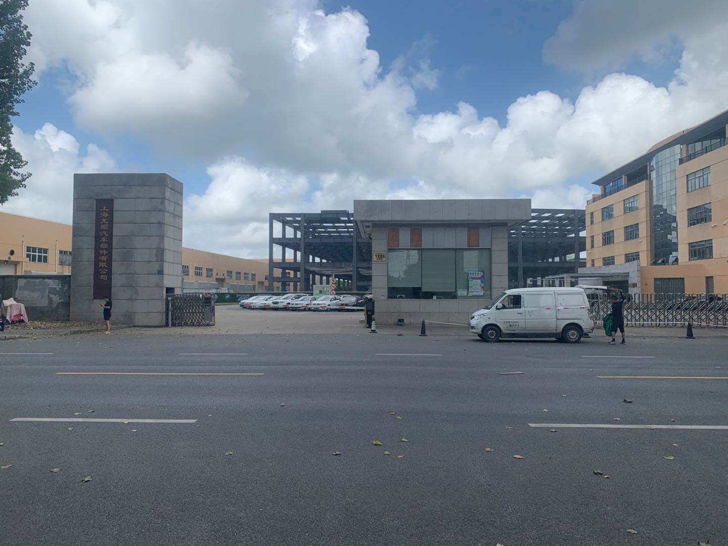 鋁材切割機廠家自述--談合作也許一句話，也許是十幾次拜訪